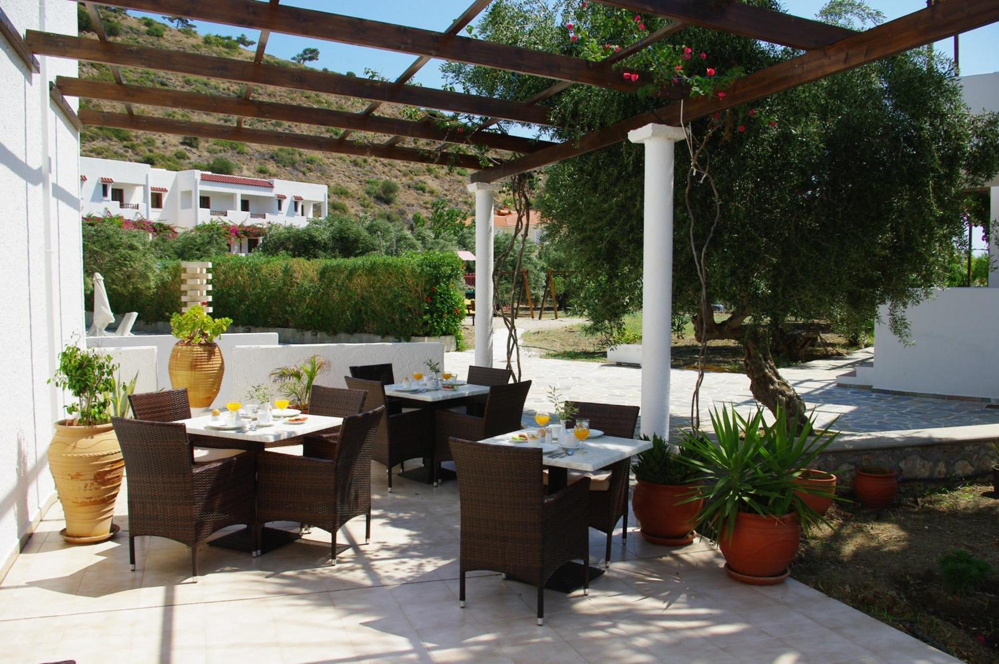 Astron Hotel Karpathos Town  Exterior photo