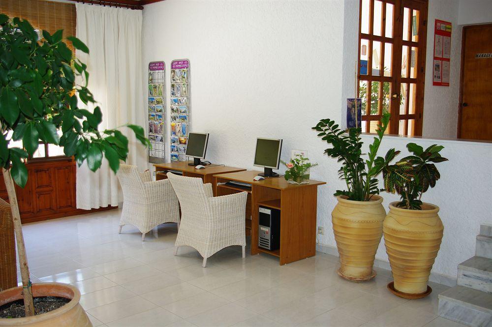 Astron Hotel Karpathos Town  Exterior photo