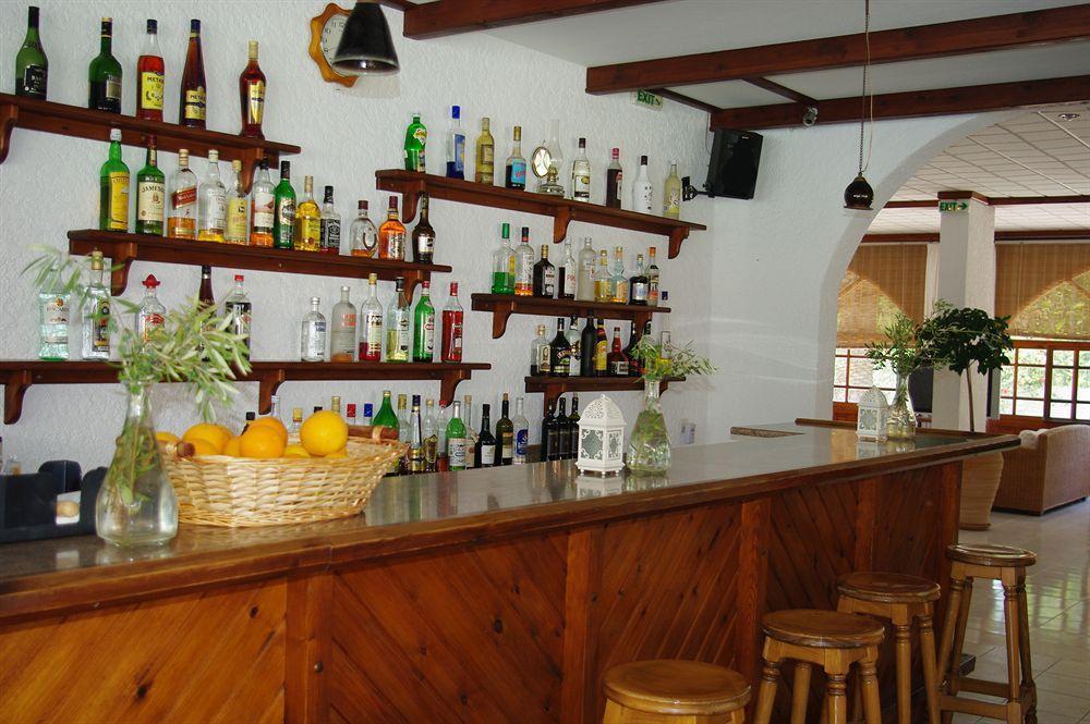 Astron Hotel Karpathos Town  Exterior photo